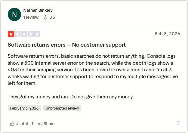 Negative 1-star Trustpilot review of LazyApply reporting service errors and no customer support