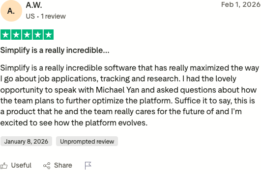 Positive 5-star Trustpilot review of Simplify - user praises the software for maximizing job applications and tracking